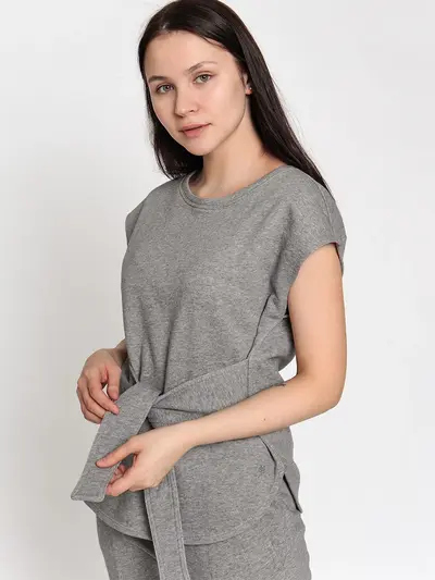 Толстовка без рукавов